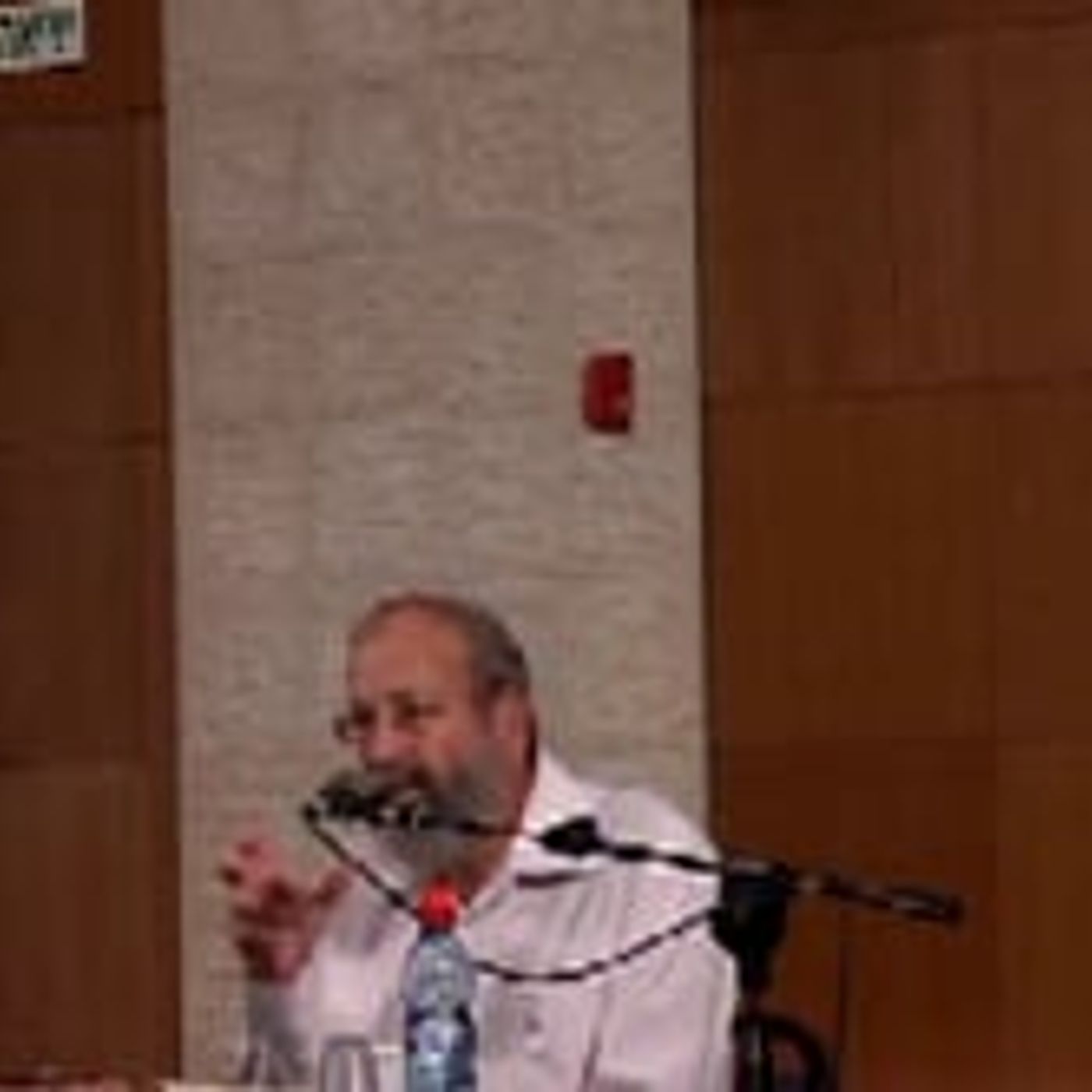לשים עצמו כשיריים episode artwork