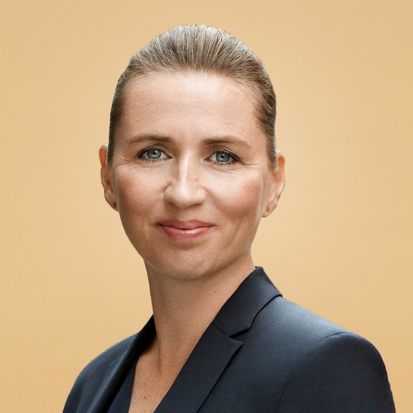 Korsholm & Larsen: Hvad sker der, når Mette skal til Bruxelles?