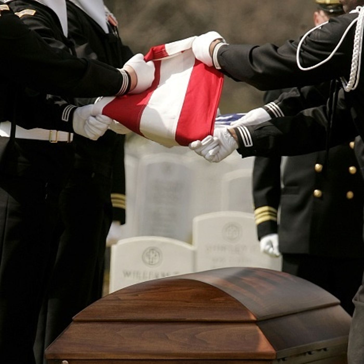 (Smile File) Why 'Big & Rich' and others show for this Navy Veteran's funeral episode artwork