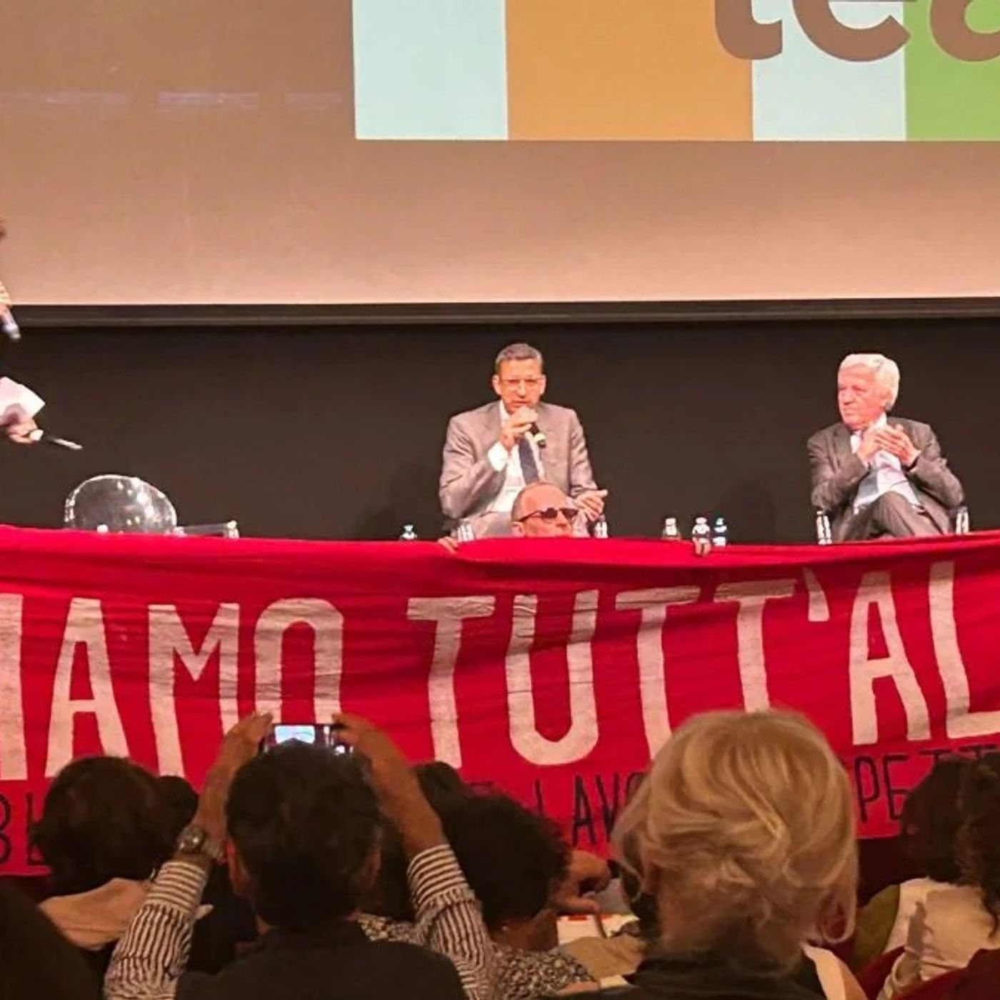 #535 Proteste al Teatro di Roma, Mura aureliane senza bus turistici e altre storie di Roma episode artwork