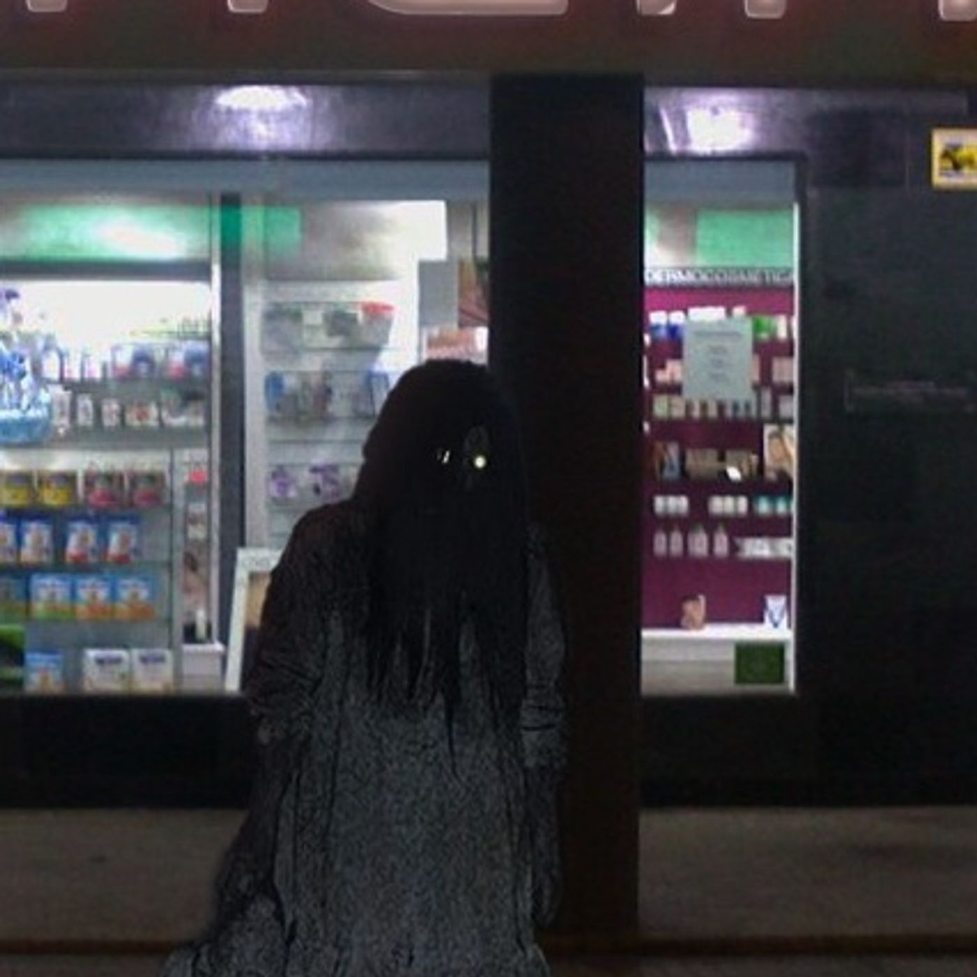 Una Noche En La Farmacia Historias De Terror - REDE