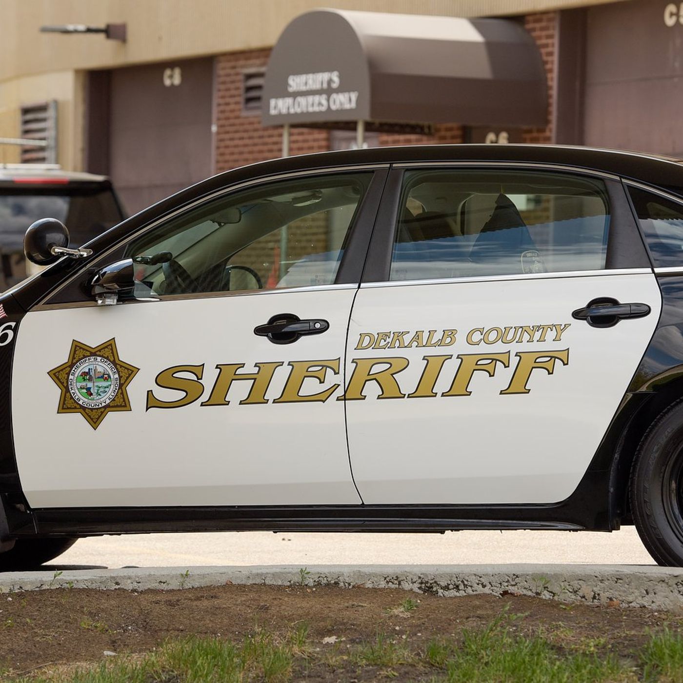 Batavia man, Braidwood woman hospitalized after DeKalb County crash episode artwork