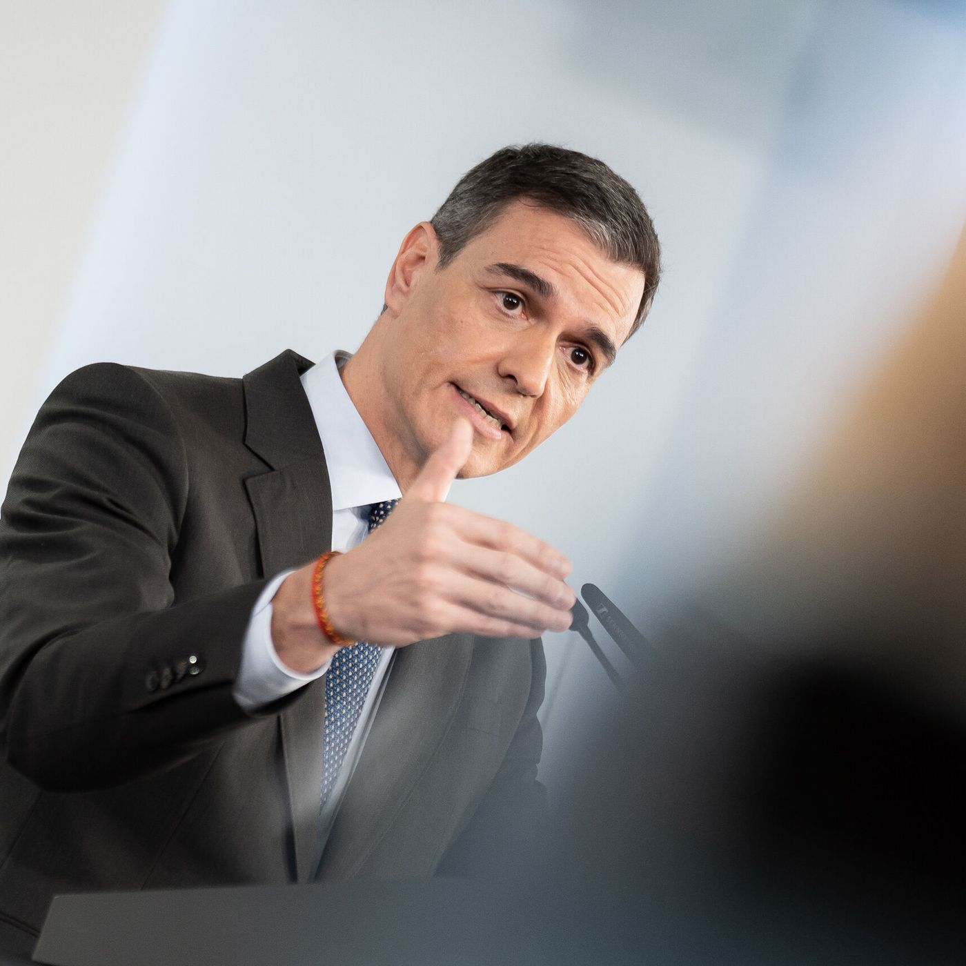 Tertulia de Federico: Sánchez ya no convence ni dentro ni fuera