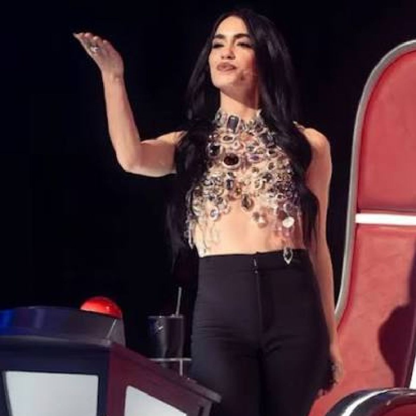 Cuestión De Actitud podcast- Lali festeja sus 34 años episode artwork