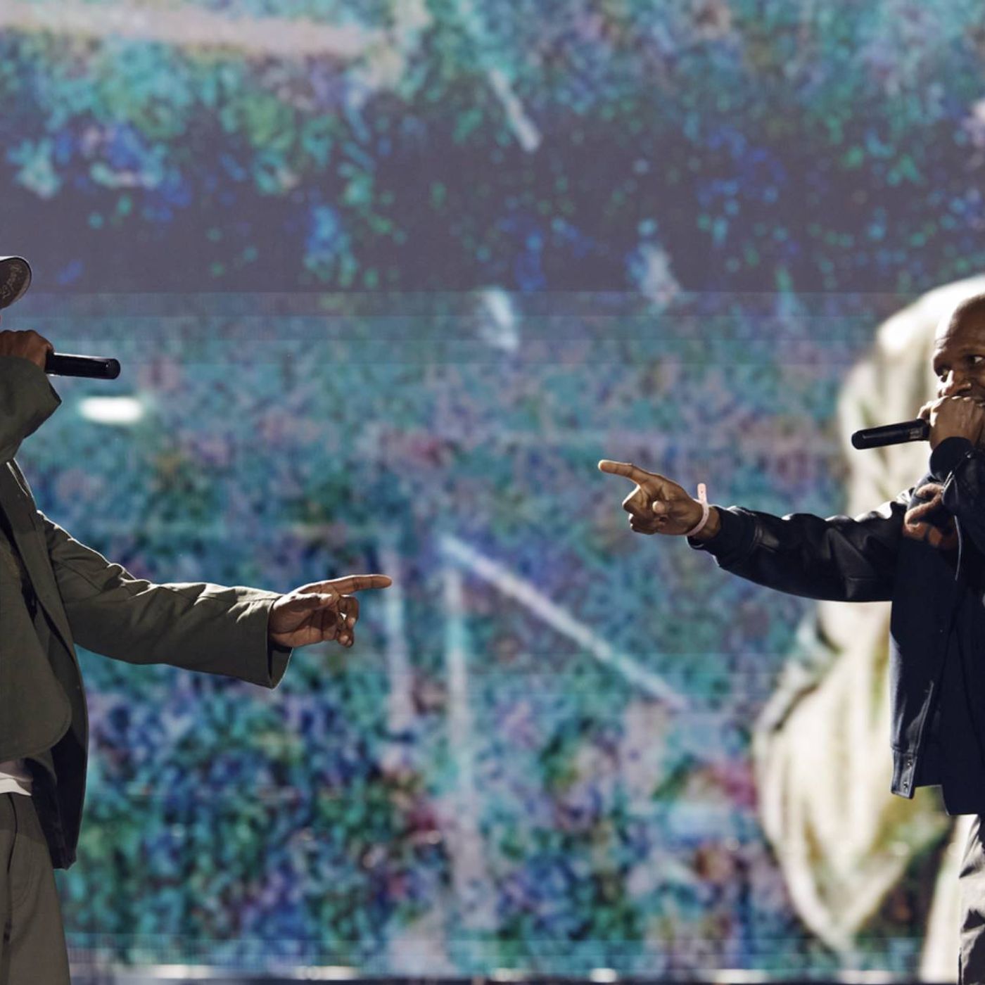 Watch Jay-Z bring out Giggs and Lauryn Hill as he kicks off London 30th anniversary shows at Tottenham Hotspurs Stadium episode artwork