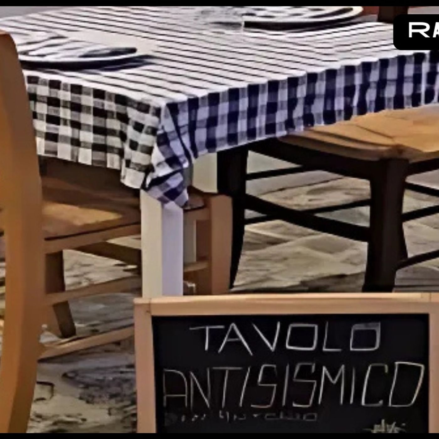 Campi Flegrei: L’Ironia degli Abitanti del Supervulcano! Radio Puggini 25.02.2025 episode artwork