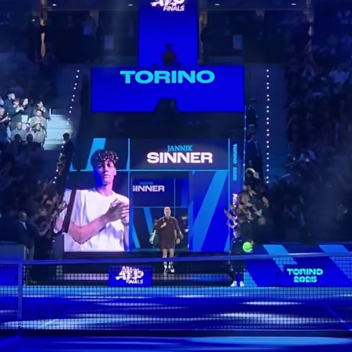 Atp Finals, Sinner batte anche Shelton. Oggi semifinale con De Minaur Atp Finals, Sinner batte anche Shelton. Oggi semifinale con De Minaur