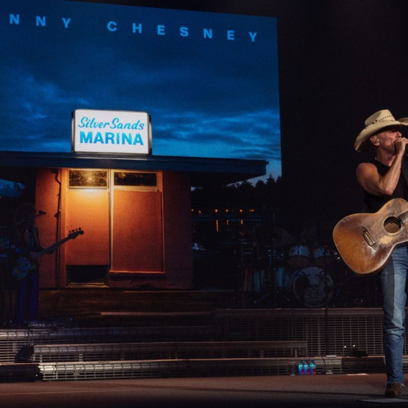 Kenny Chesney Welcomes Fans Into ‘Silver Sands Marina’ During Intimate Nashville Show: 5 Best Moments episode artwork