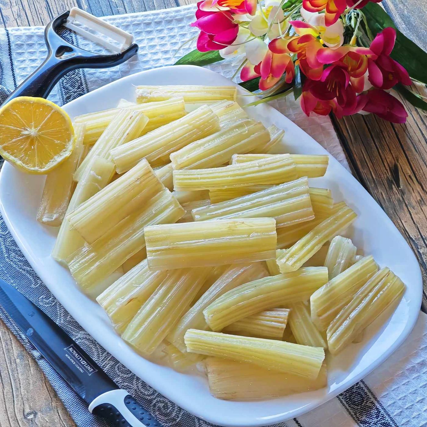 Come pulire e come cucinare i cardi