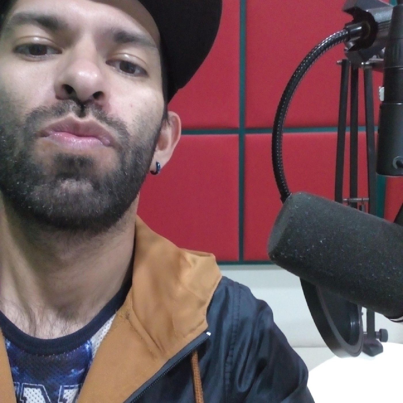 Las Noticias con Beto Cravioto