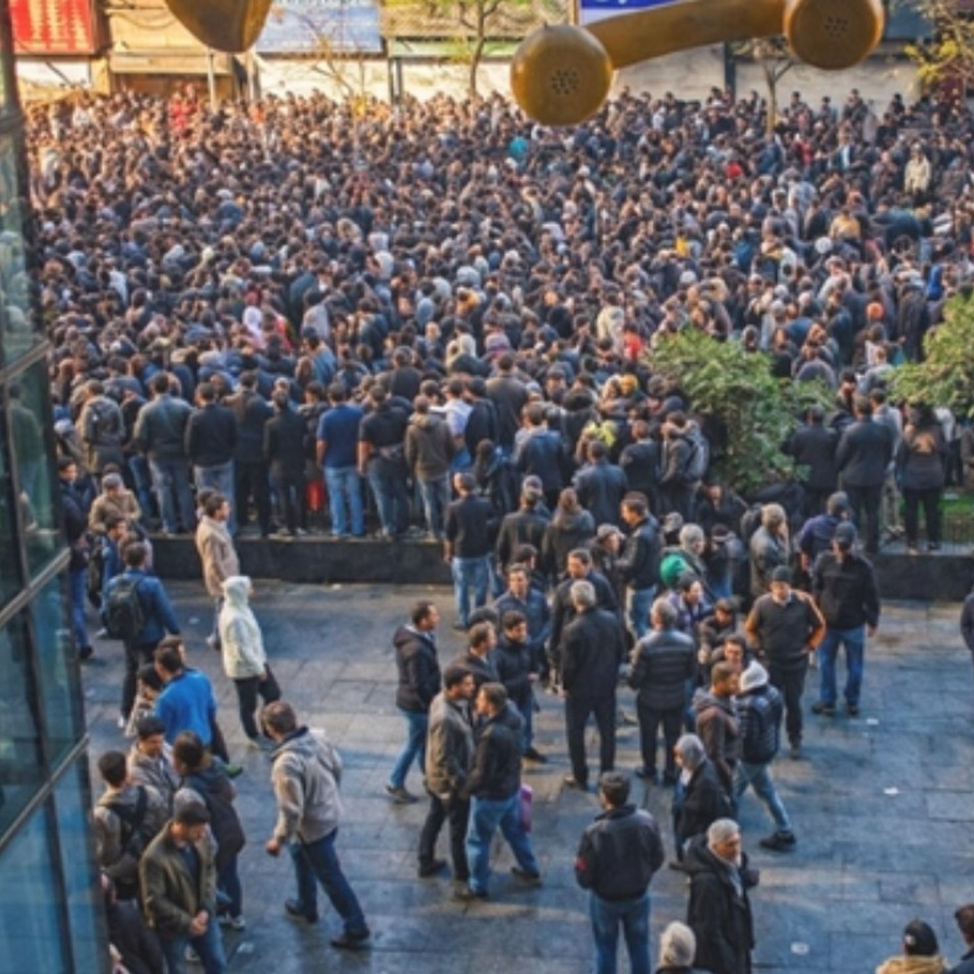 تهران در شورش و قیام برای دومین روز متوالی