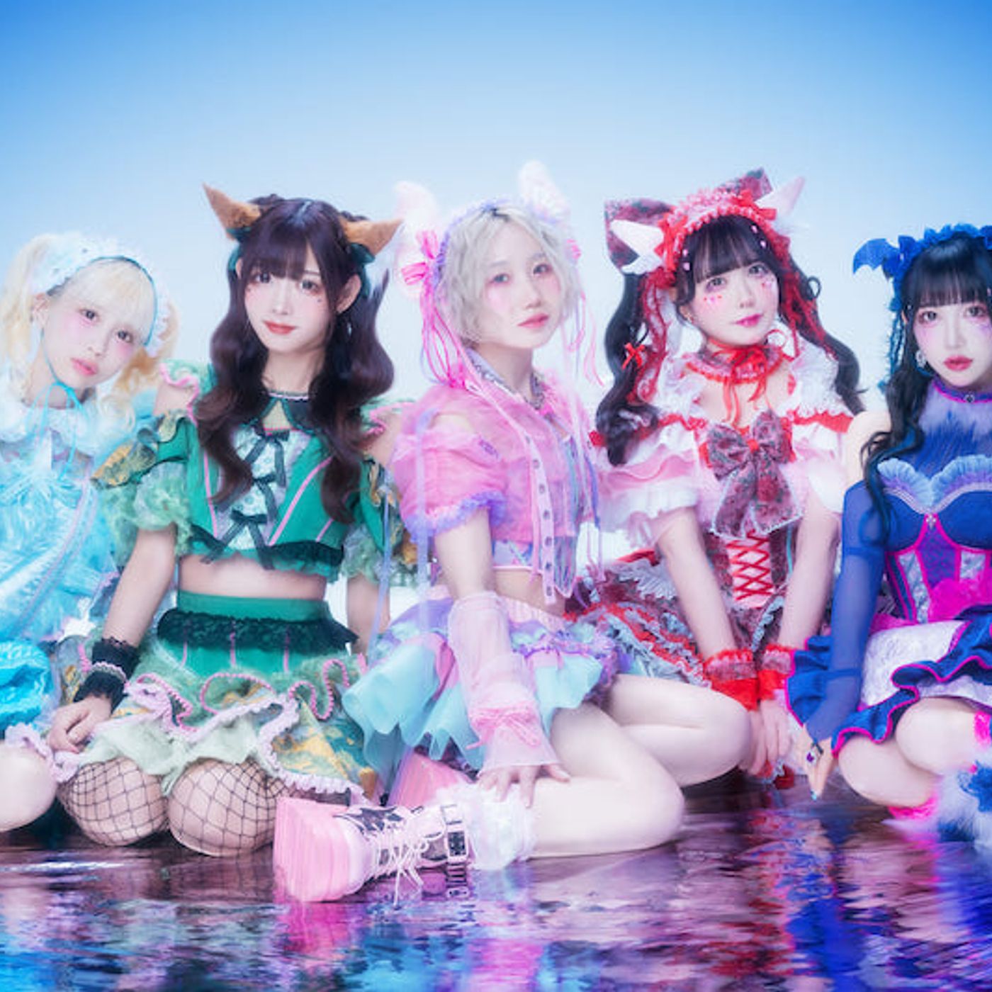 バンもん！、新体制で1年5ヶ月ぶりのCDリリース。ミニアルバム『TЯATƧИOM』を8月に episode artwork