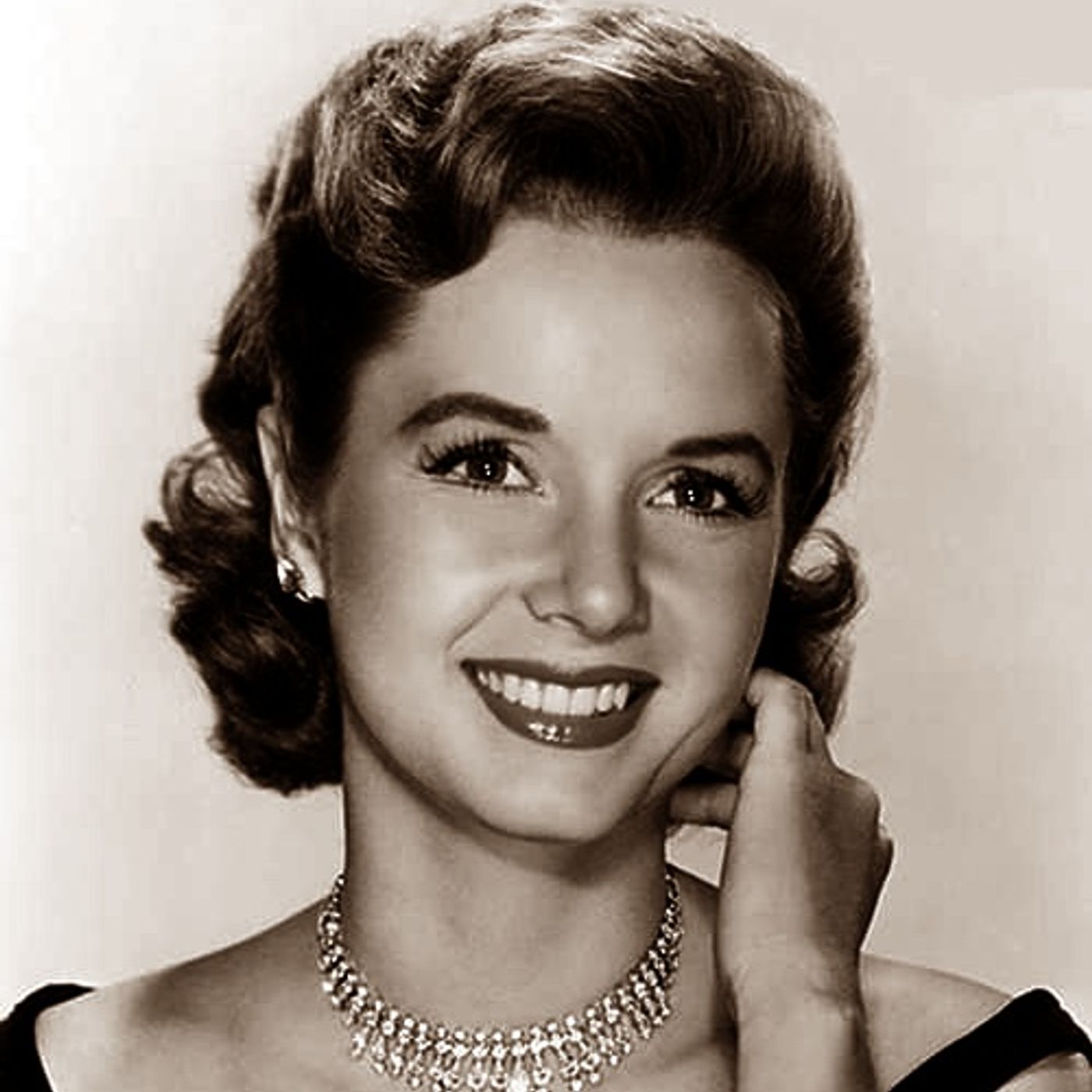 Classic Radio 08-23-25- The First Man She Met, Skylark, and The Velvet Touch