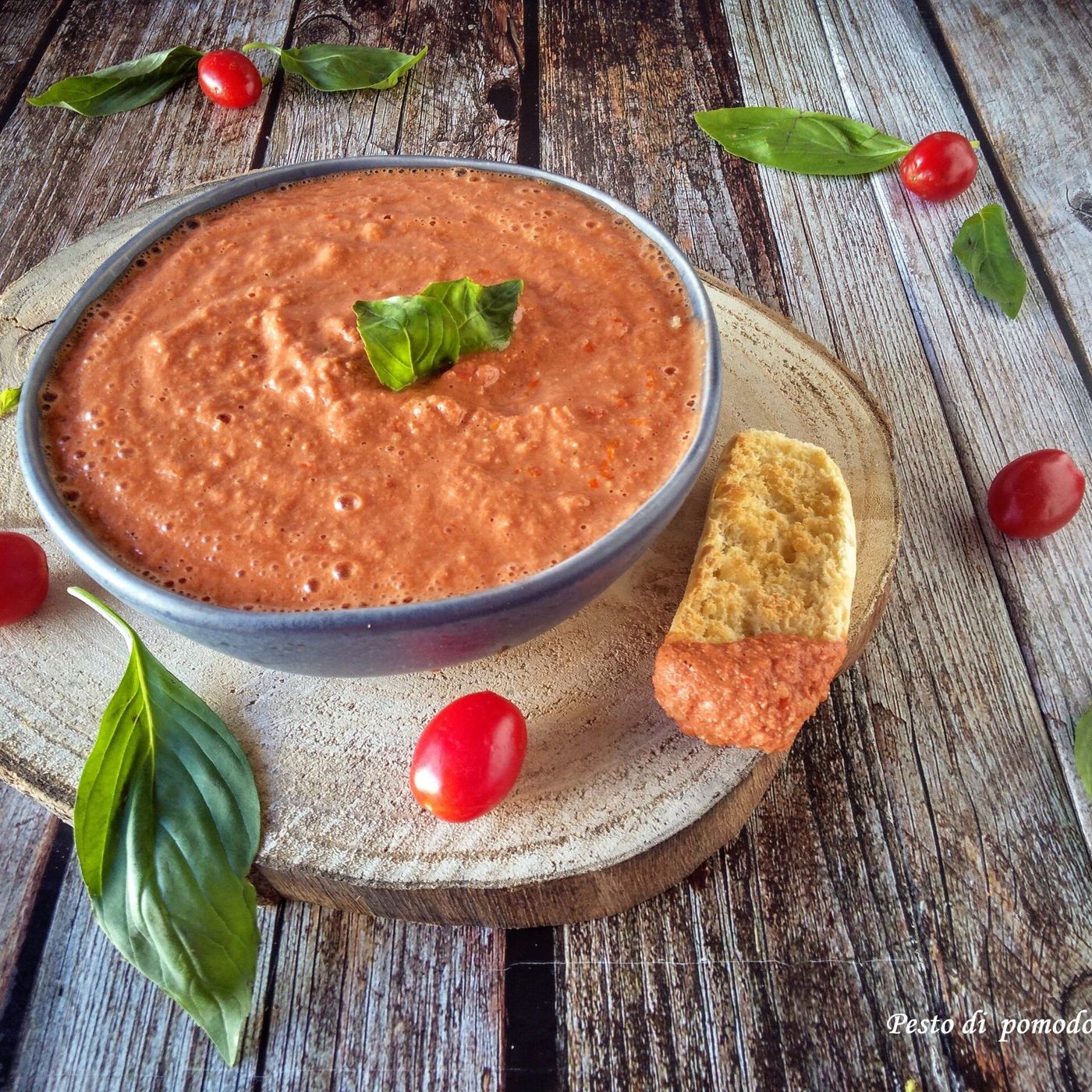 Pesto di pomodorini freschi: un condimento delizioso e versatile episode artwork
