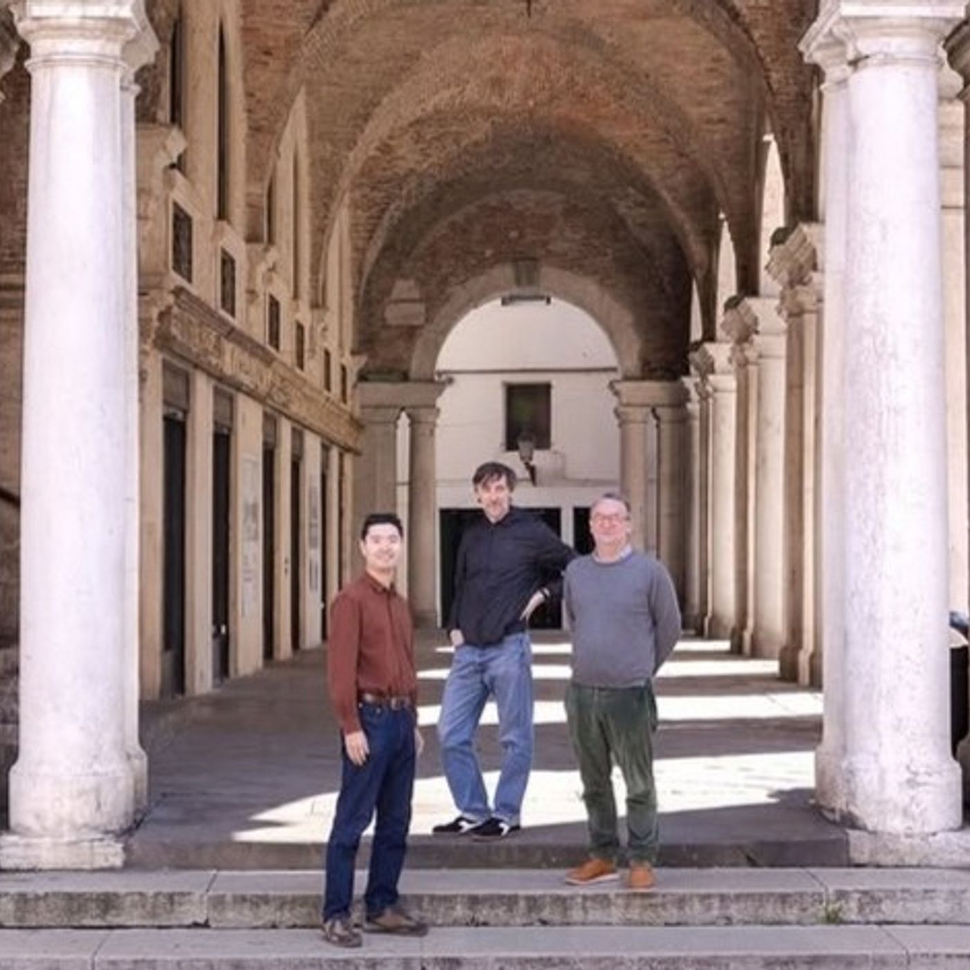 Superlight Foto Festival, oggi il via: tre giorni attorno alla fotografia nel cuore di Vicenza episode artwork