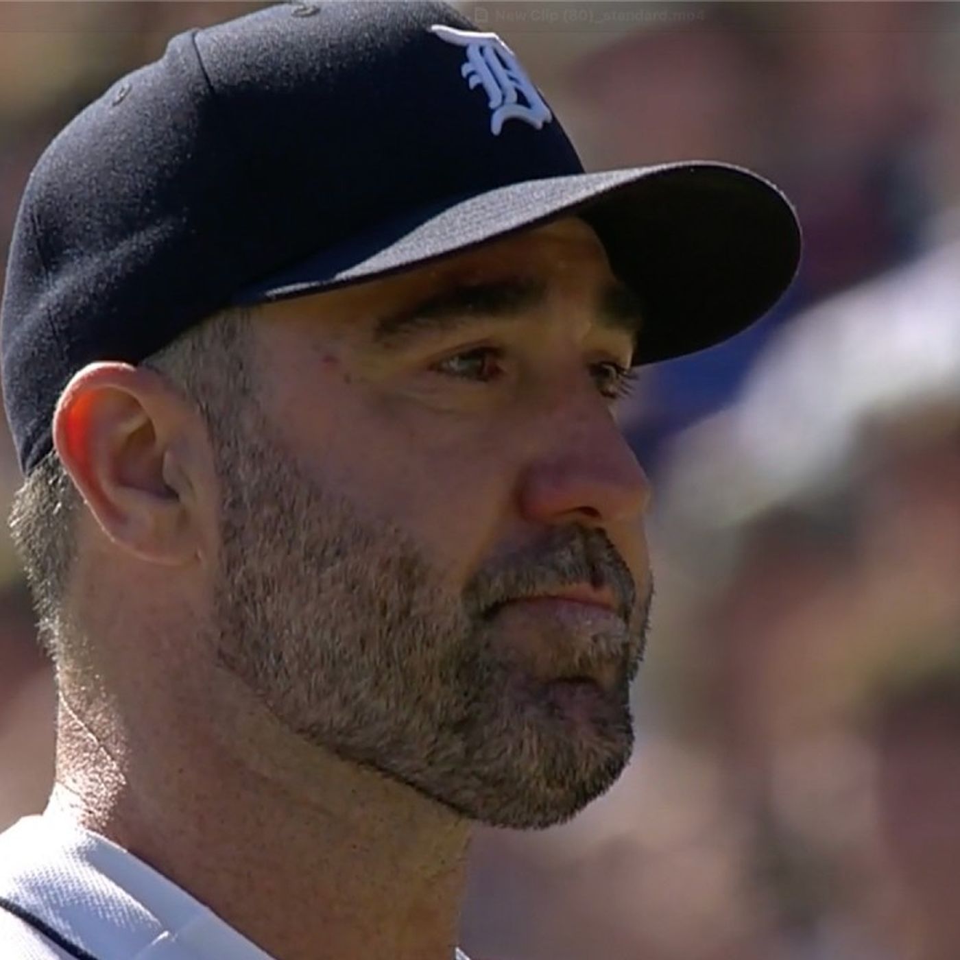 Justin Verlander Walks Off The Field For Final Time, Greeted By Daughter & Family episode artwork