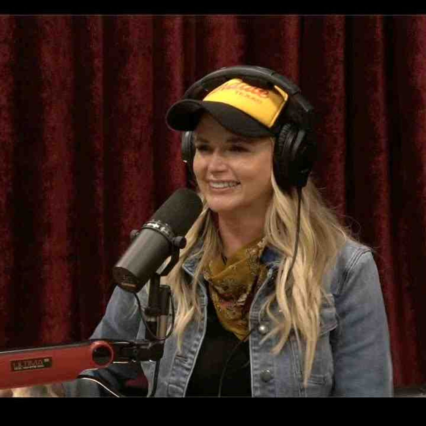 Joe Rogan Experience _2402 - Miranda Lambert(MP3_160K) episode artwork