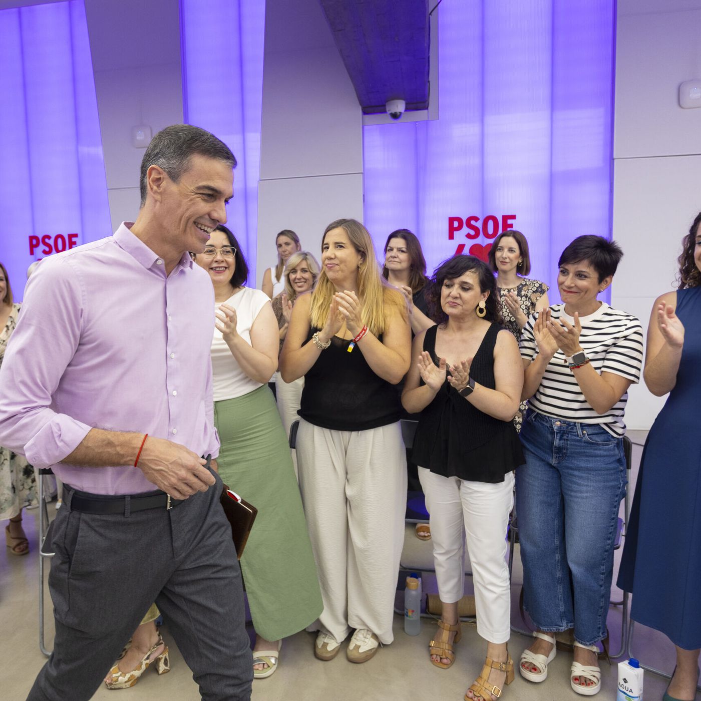 La República de los Tonnntos: La cruzada de Sánchez contra la prostitución dentro del PSOE