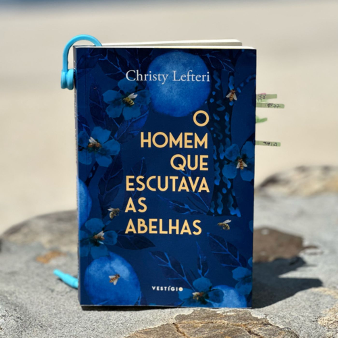 O Homem que escutava as abelhas\