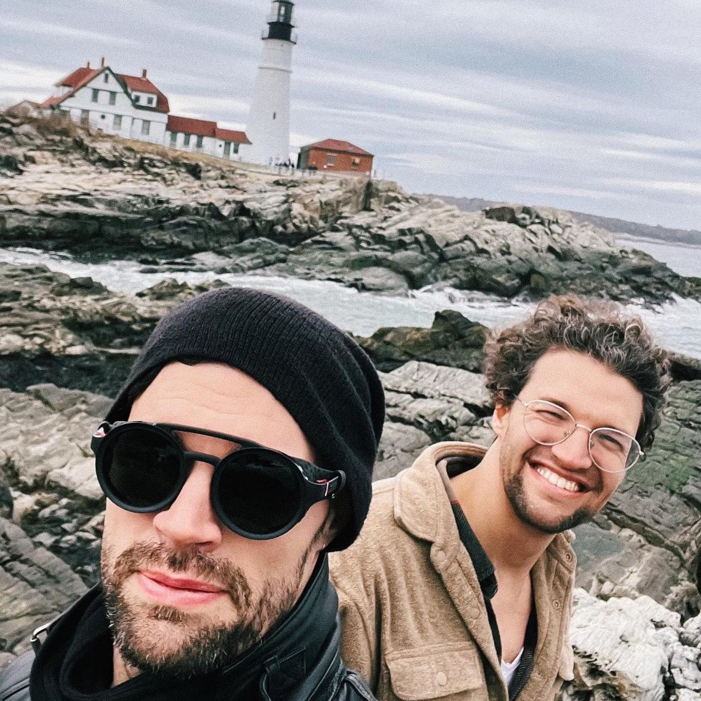 for KING & COUNTRY star Luke Smallbone chats with Wayne the Flowman in exclusive interview episode artwork