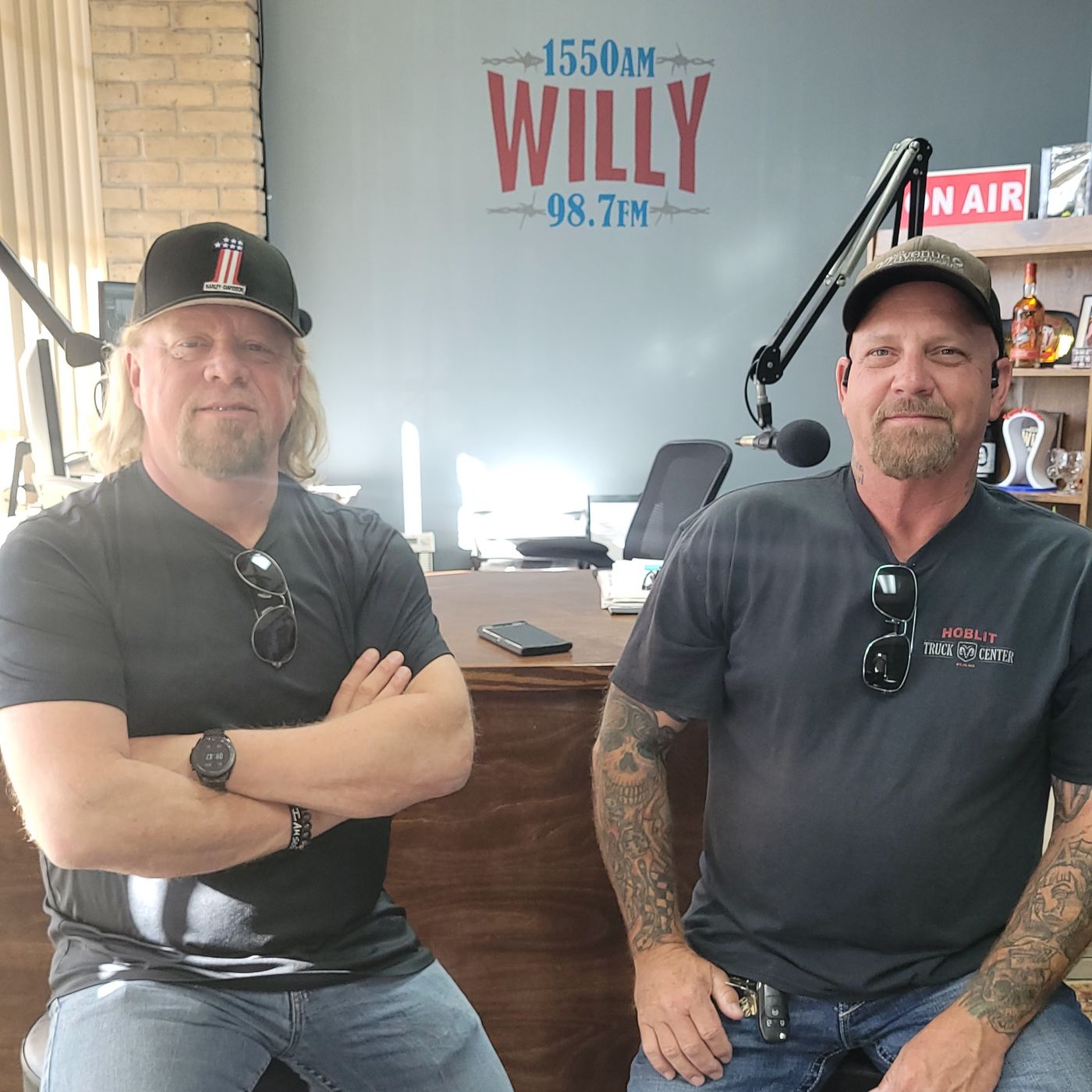 Artist Interviews on Willy 1550 & 98.7