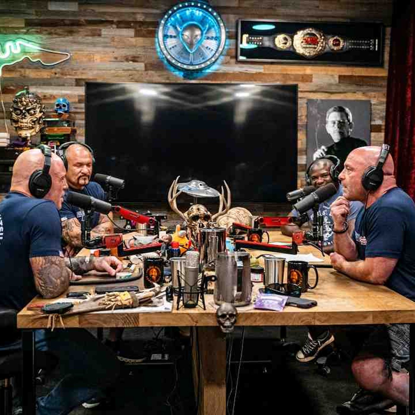 JRE MMA Show _182 - Protect Ya Neck episode artwork