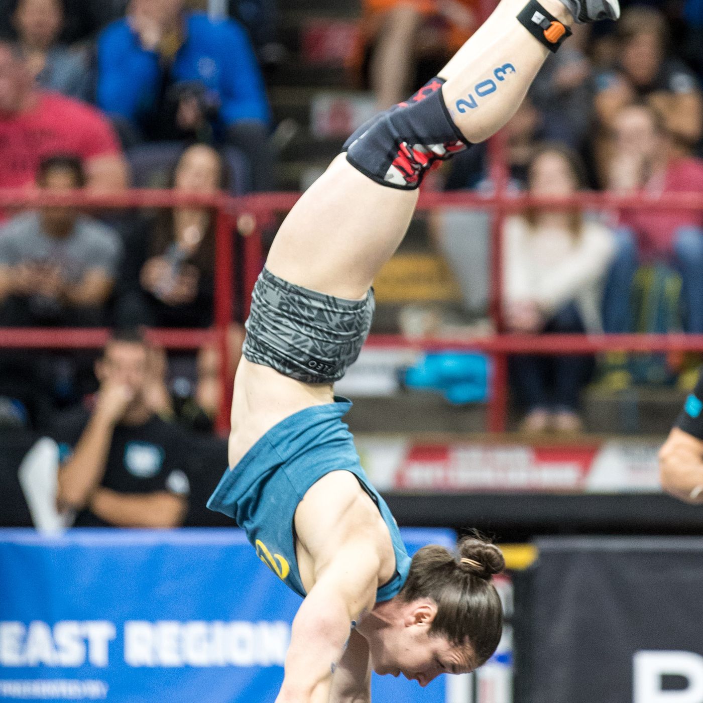 We chat with Cross Fit athlete and 3x Fittest American Woman Kari Pearce on motivation, abs and dating episode artwork