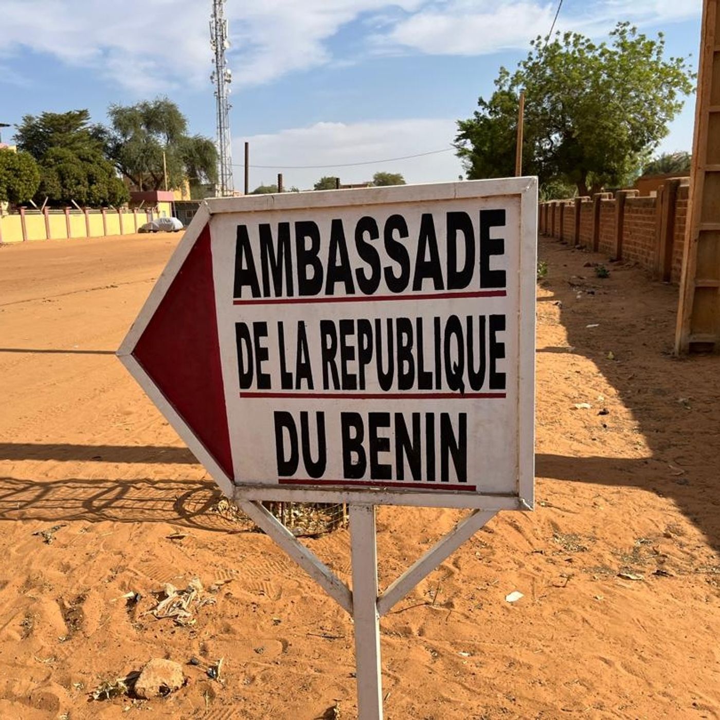 Le journal du 05 janvier 2025 - Suspension des services consulaires de l’ambassade du Bénin au Niger episode artwork