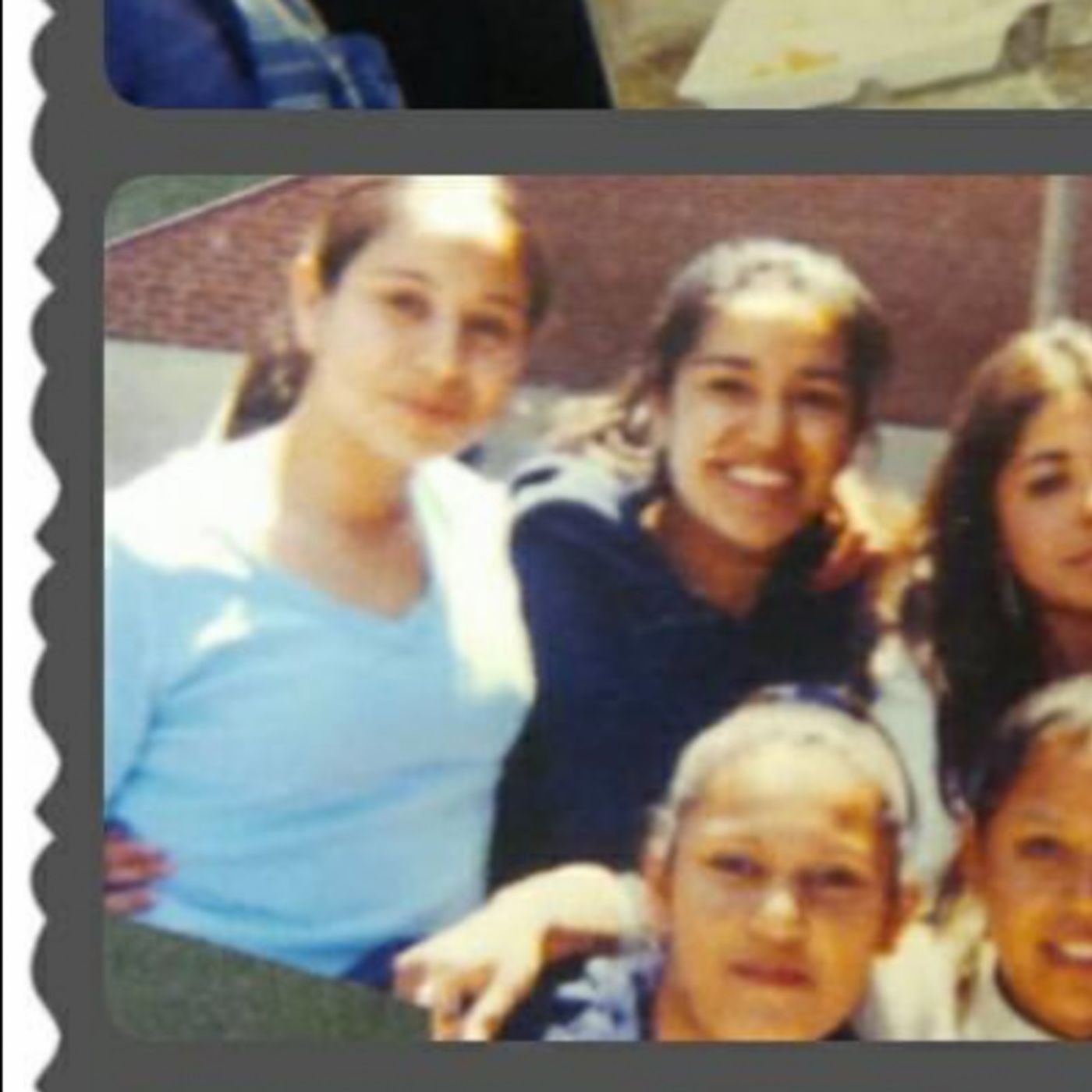 La Historia De Reyna Monroy