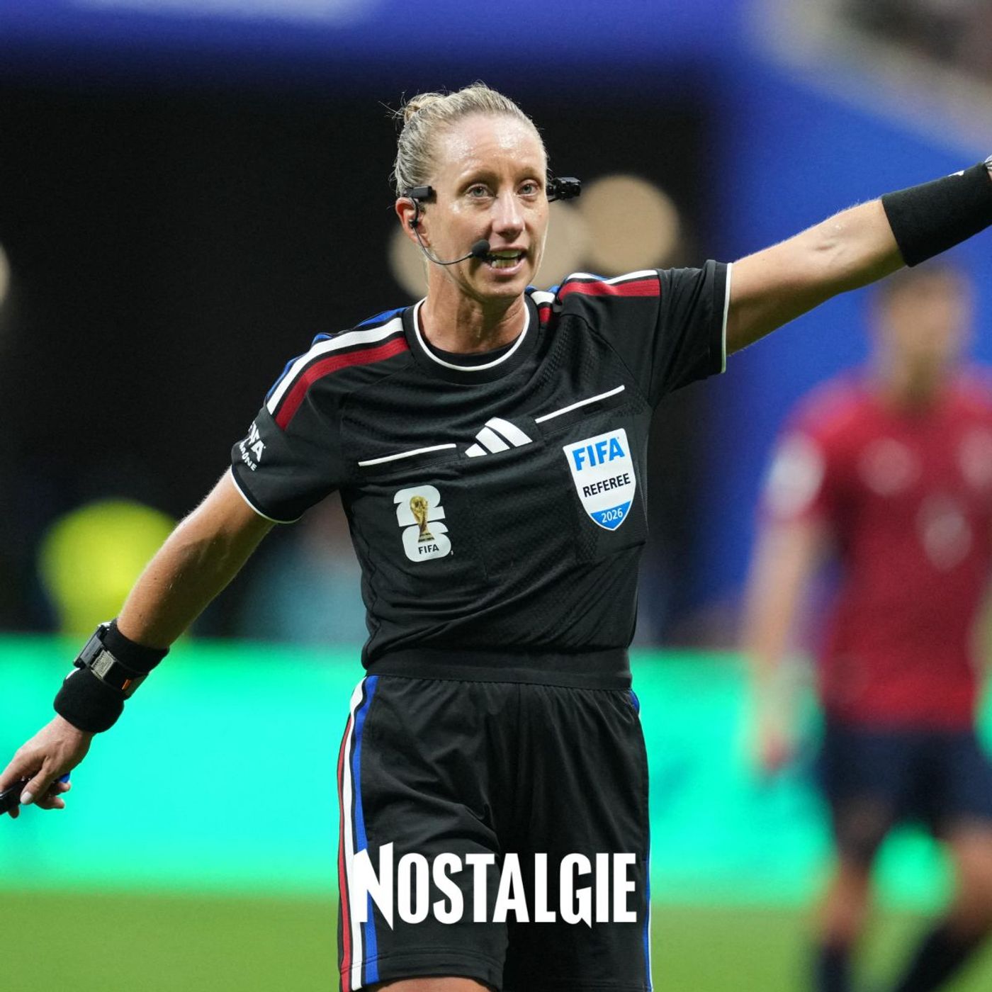 Tori Penso, première femme américaine à arbitrer un match de la Coupe du Monde de la FIFA masculine episode artwork
