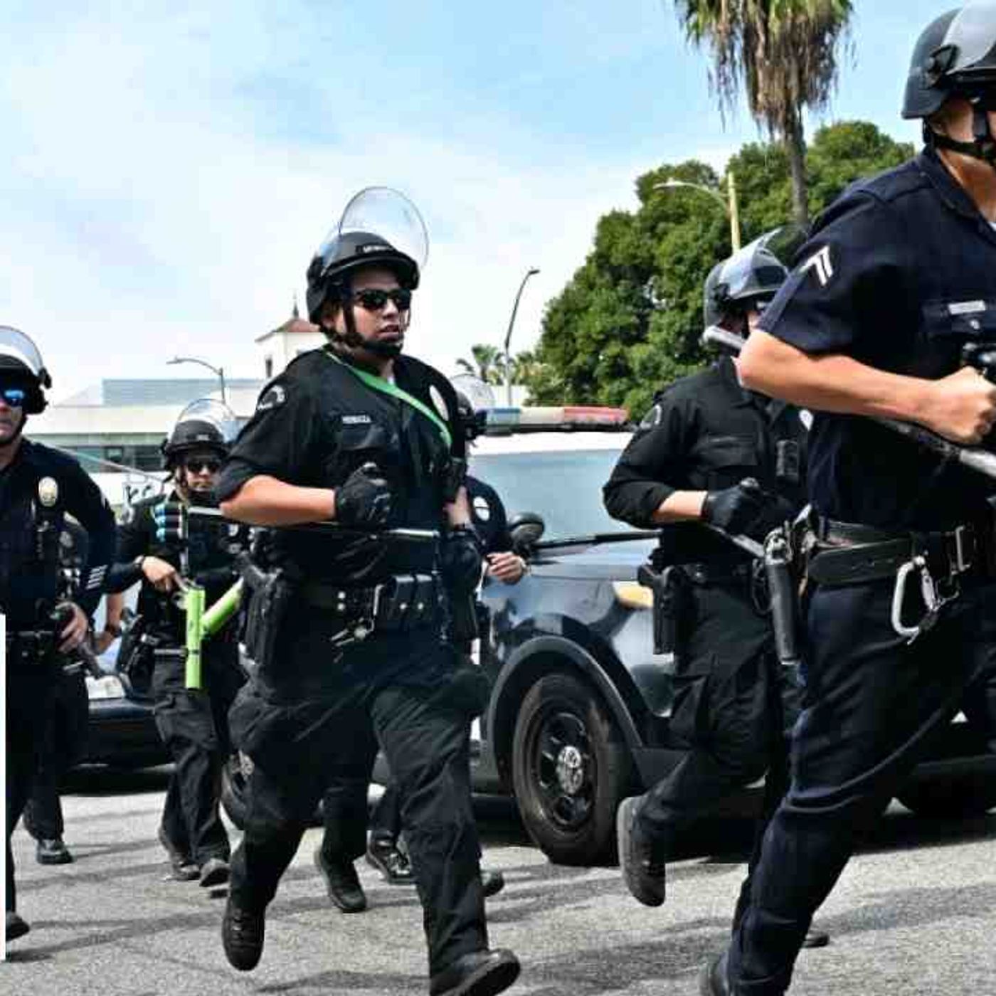 HAPPENING NOW: Anti-Trump rioters clash with police in Los Angeles episode artwork