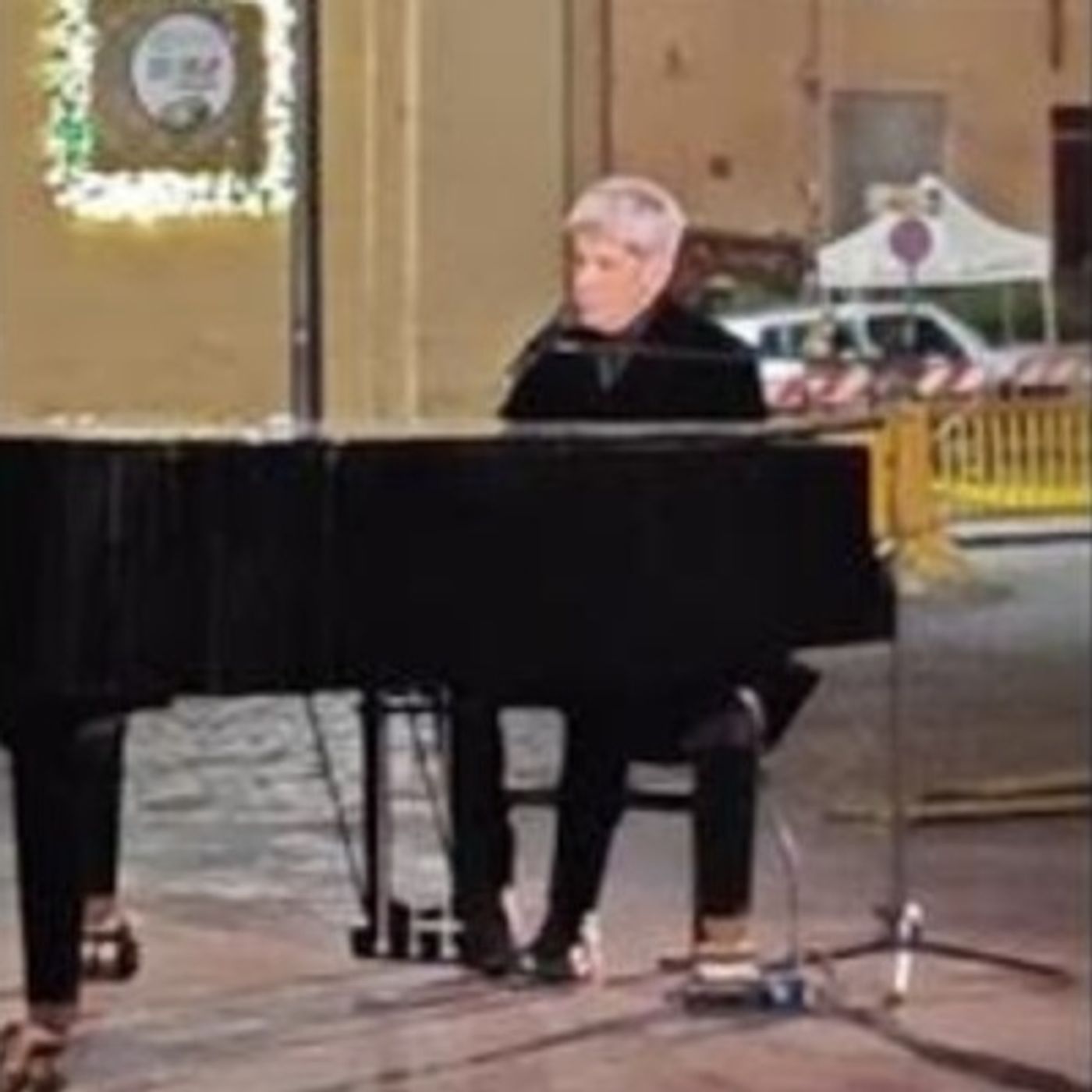 Claudio Baglioni: Live a Sorpresa con Avrai a Piazza San Pietro! Radio Puggini 18.12.2024 episode artwork