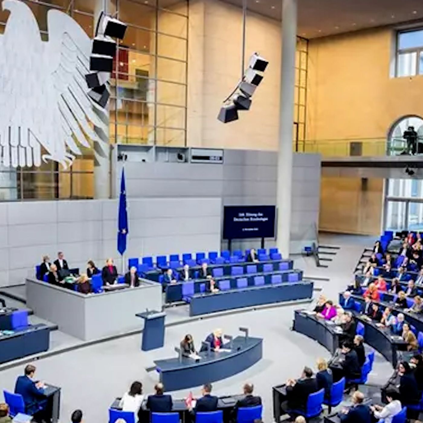 Federico a las 8: Alemania se protege de Putin y Trump