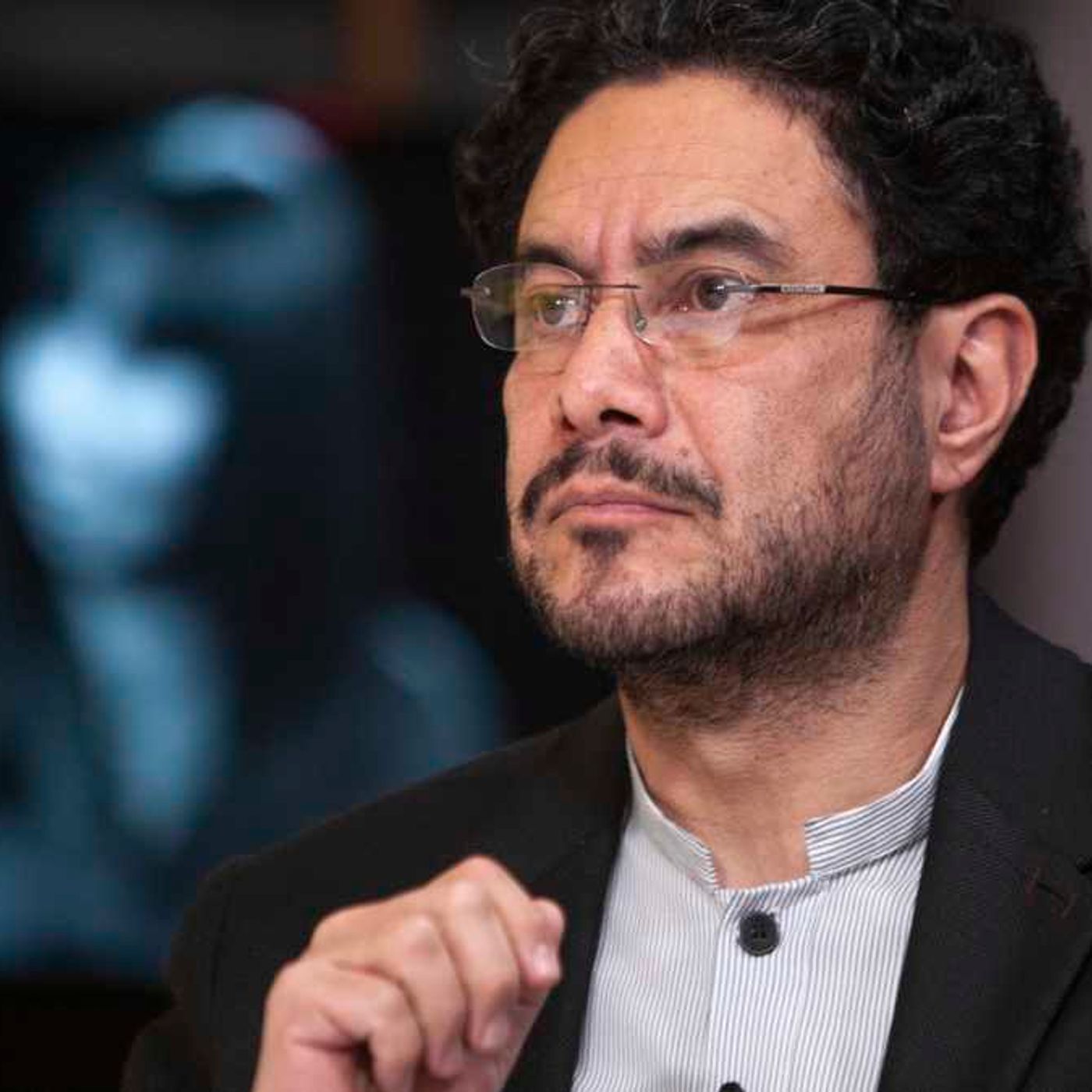 El sancocho de las consultas interpartidistas del 8 de marzo: Cepeda fuera, Quintero adentro