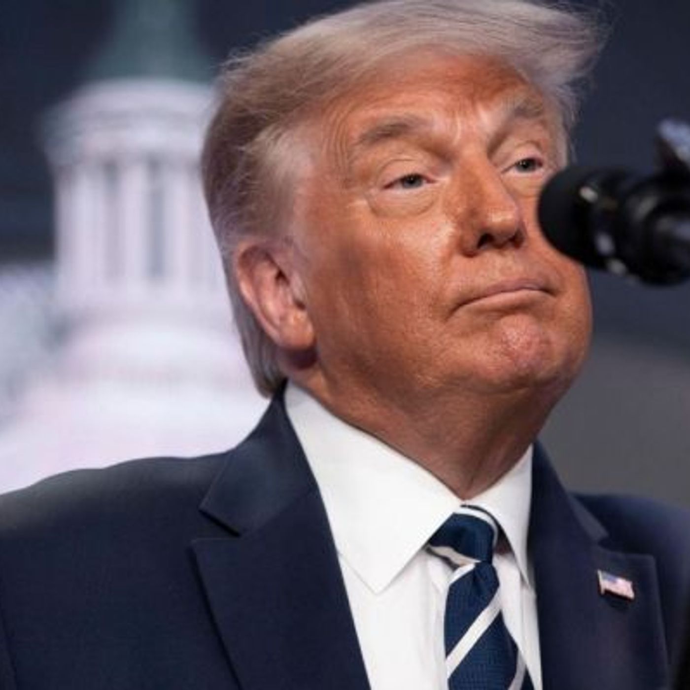 Trump nega attacchi all’interno del Venezuela, ma ordina di riprendere i test nucleari