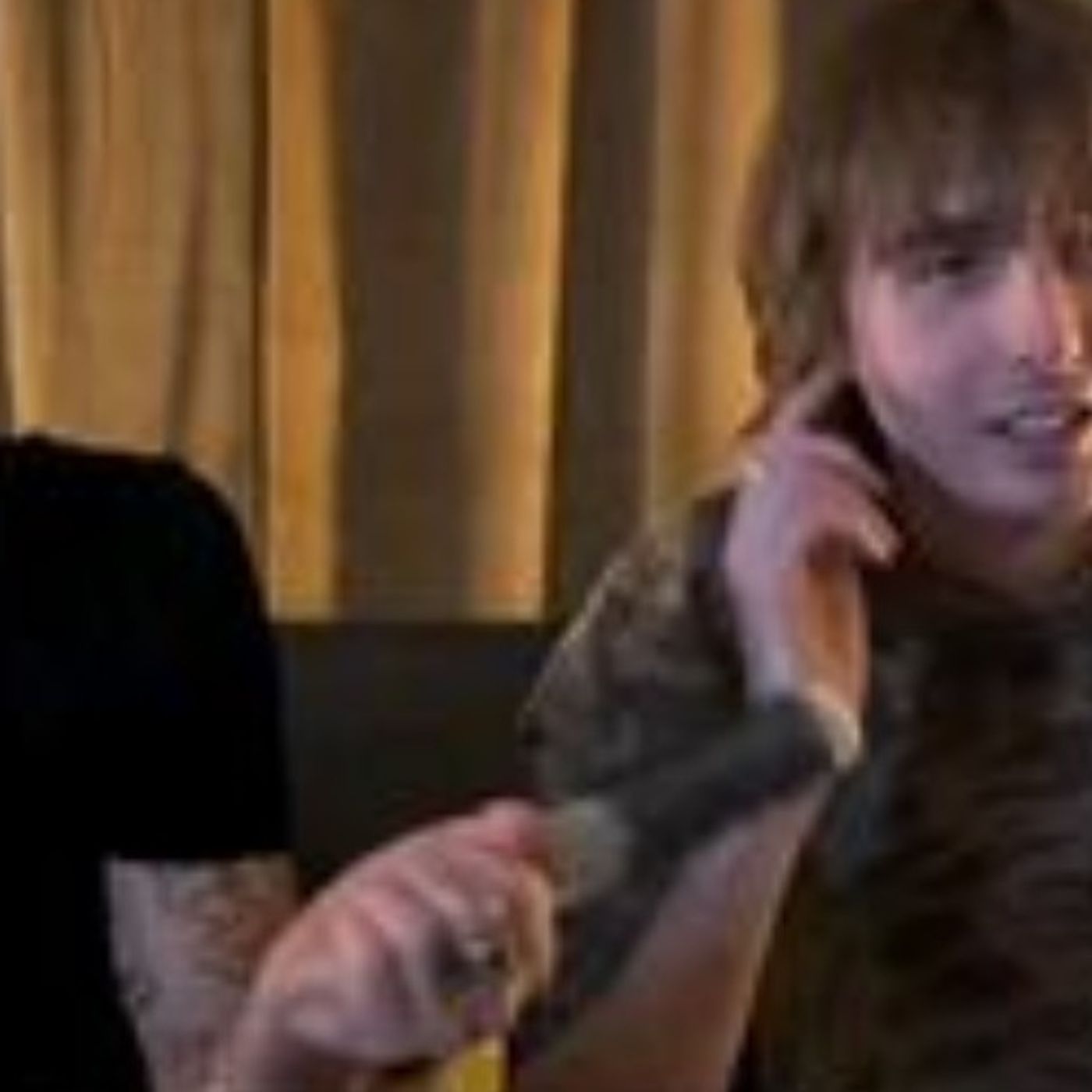 Thomas da Maneskin canta Gossip ..il video fa morirreeee episode artwork