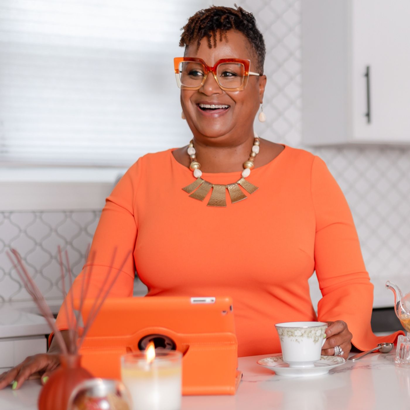 Valencia Simmons - Buying and Selling A Home At The Same Time In a Hot Market episode artwork