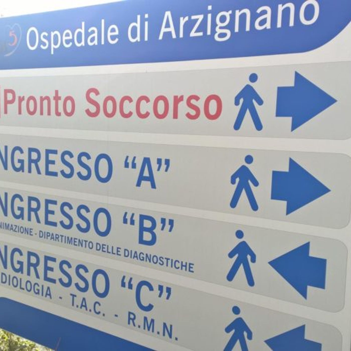 Operaio investito da un pezzo di metallo di alcuni quintali