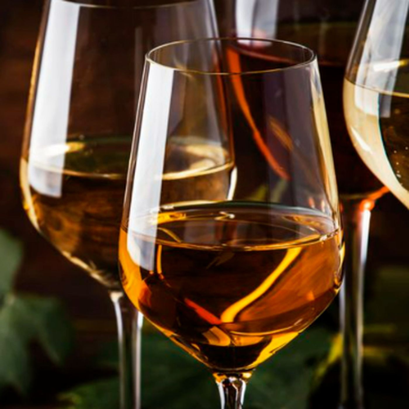 Sauvignon Blanc Glass Guide: Discover the Best Shape and Glassware to Enhance Every Sip of This Crisp White Wine episode artwork