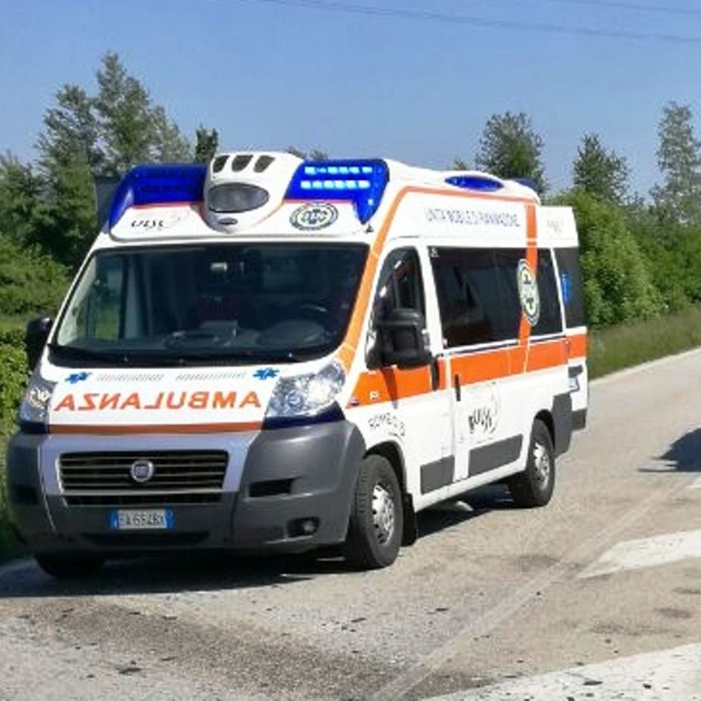 Morì investita da un camion: la Procura ordina accertamenti, indagato l’autista episode artwork