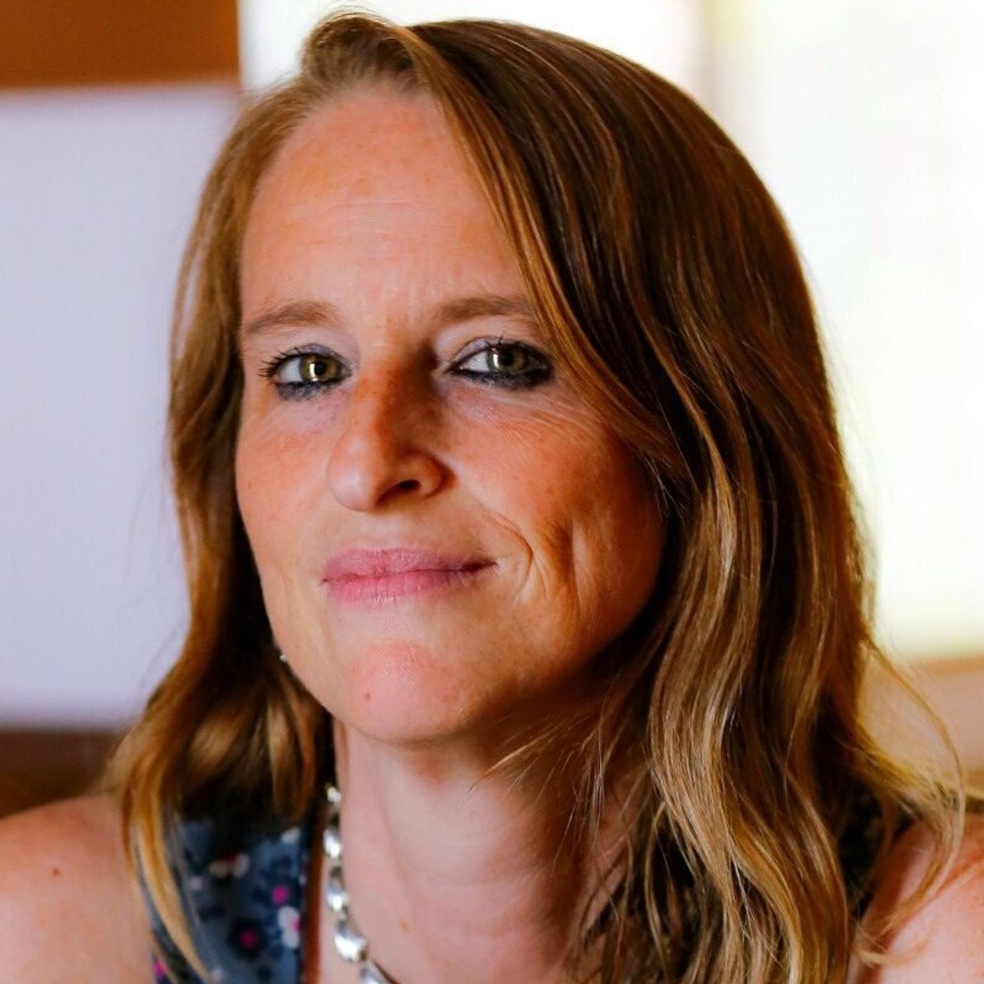 Rob McConnell Interviews - ERIKA MAILMAN - The Murderer's Maid - A Lizzie Borden Novel