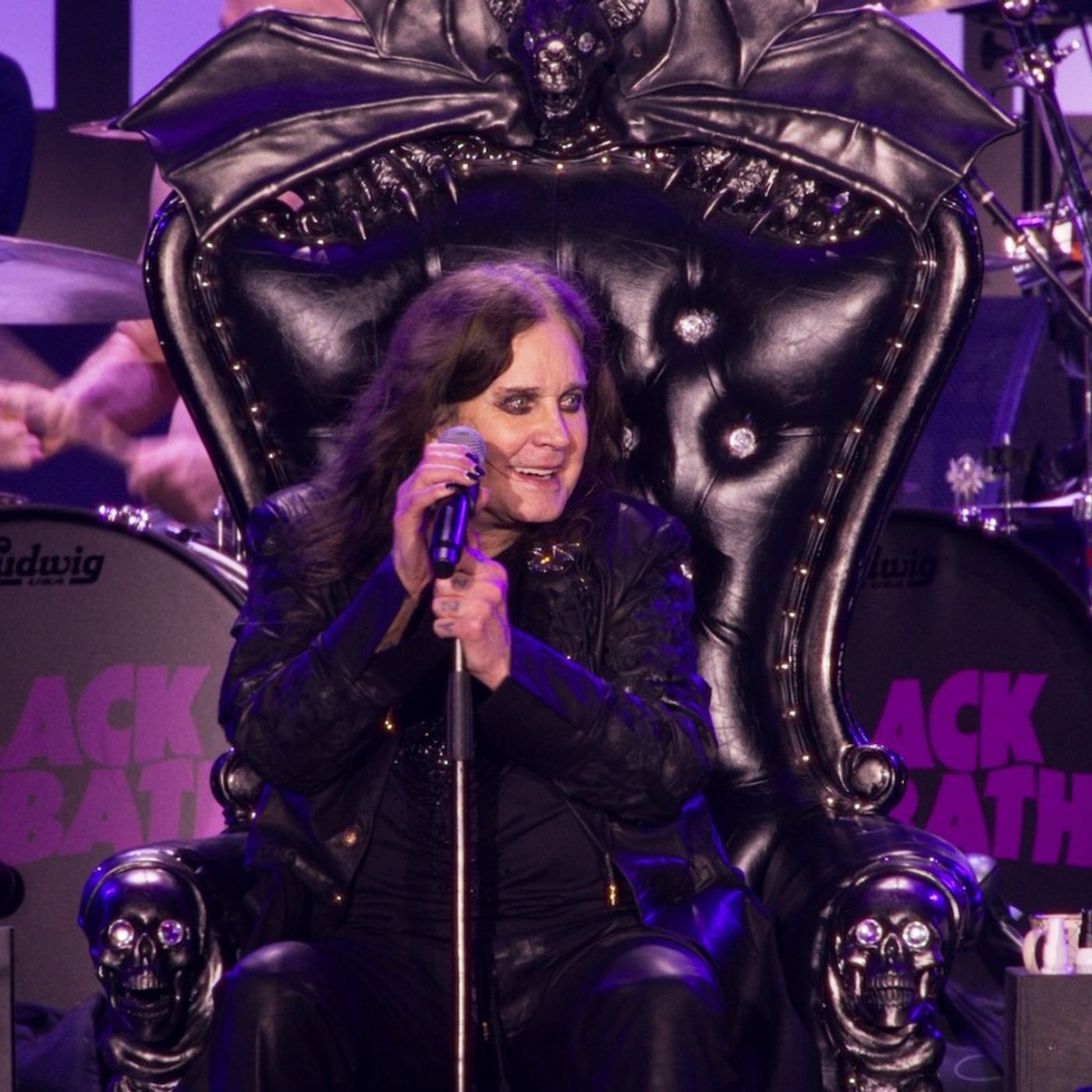 See Ozzy Osbourne’s Fans Serenade Emotional Singer in ‘Back to the Beginning’ Trailer