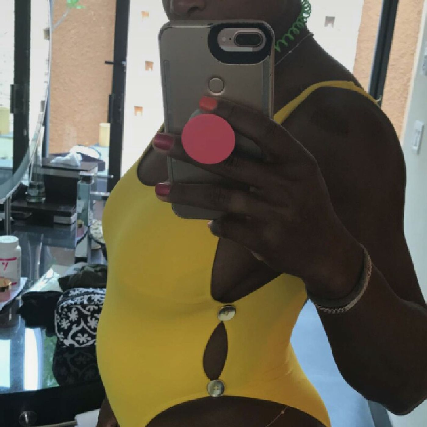 Congratulations Serena Williams On Your Bundle Of Joy! episode artwork