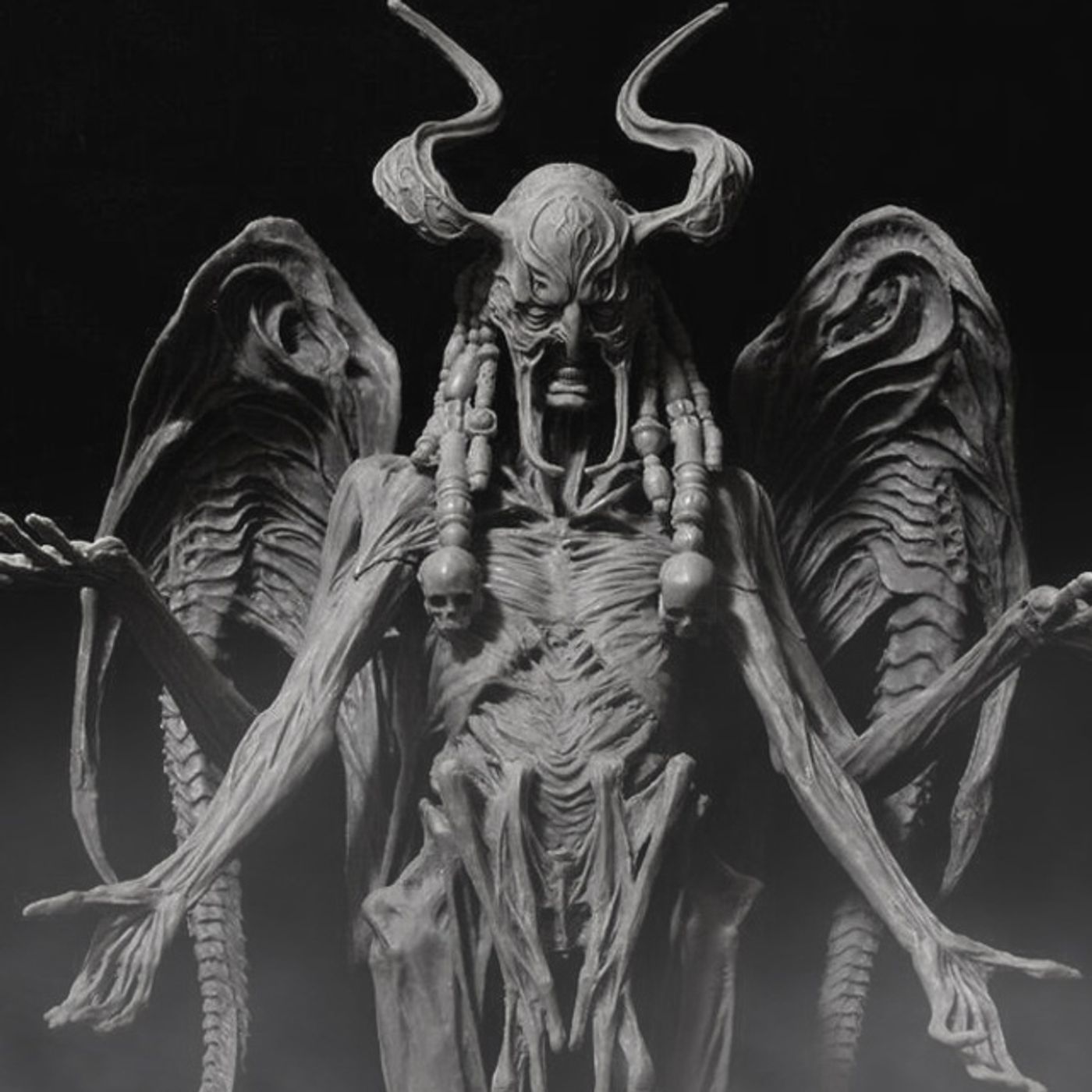 La Estatua De Mi Abuela Contiene Un Demonio Historias De Terror - REDE