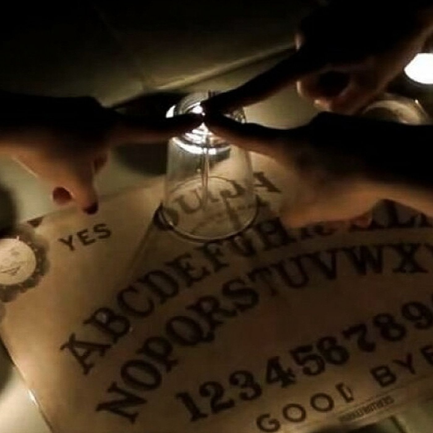 Al filo de lo real nº.326: Miedo en las casas encantadas y las sesiones de ouija episode artwork