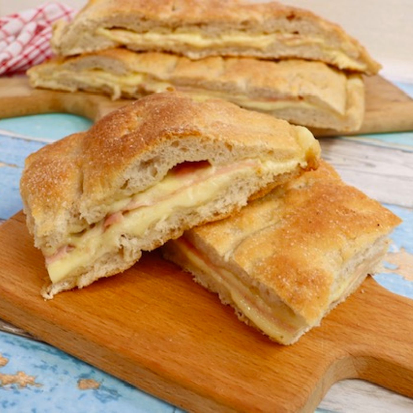 Focaccia ripiena prosciutto e formaggio episode artwork