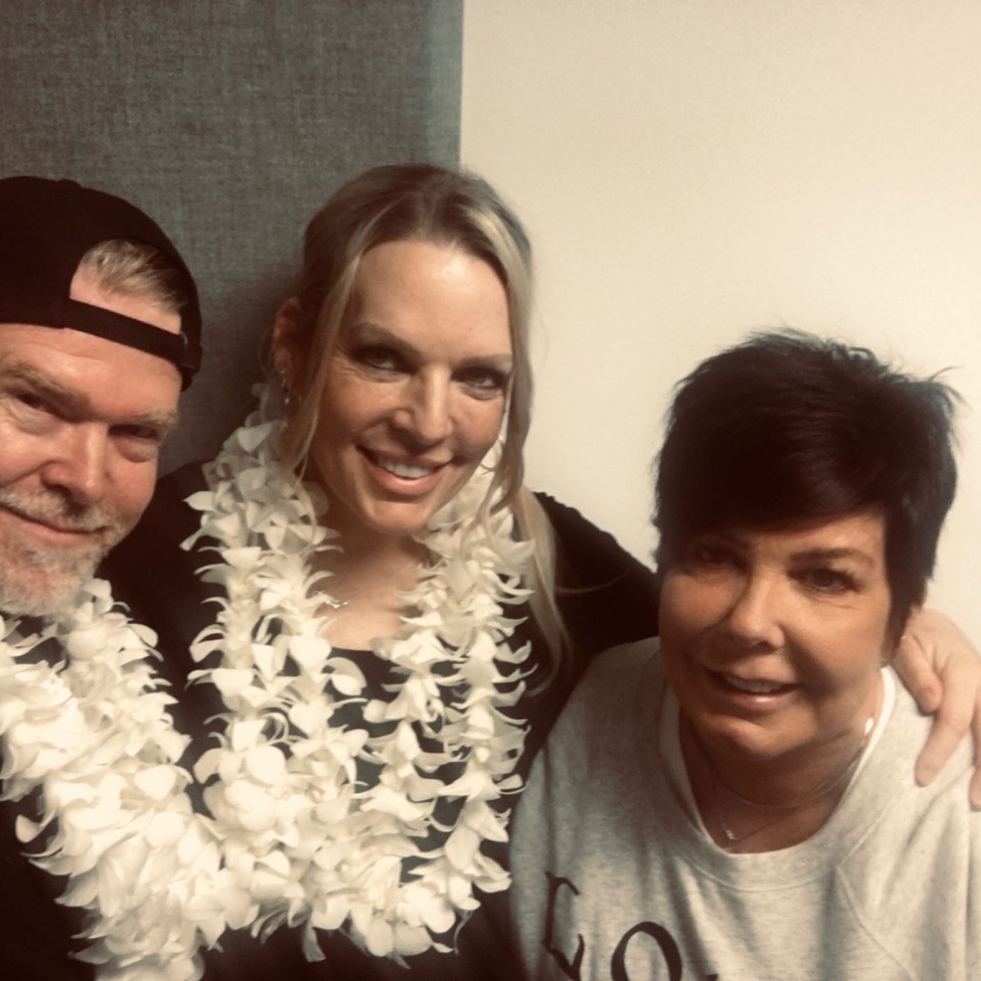 Corona Virus Talk, Linda's Son's Wedding and Antonio Calls In!!