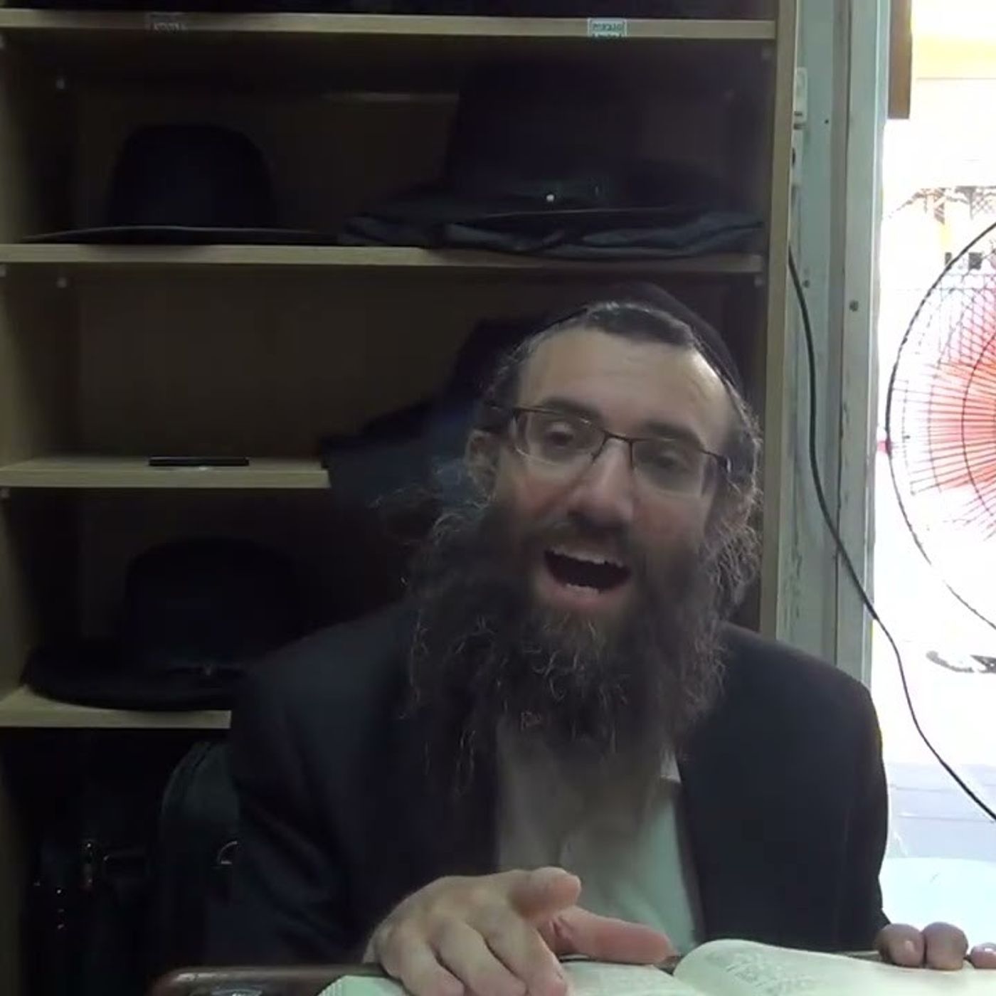 שער הנקודים פרק ח חלק 4 | סוד לבושי ז מלכים  | אוצרות חיים למתקדמים | שיעורים והקדמות לחוכמת הקבלה