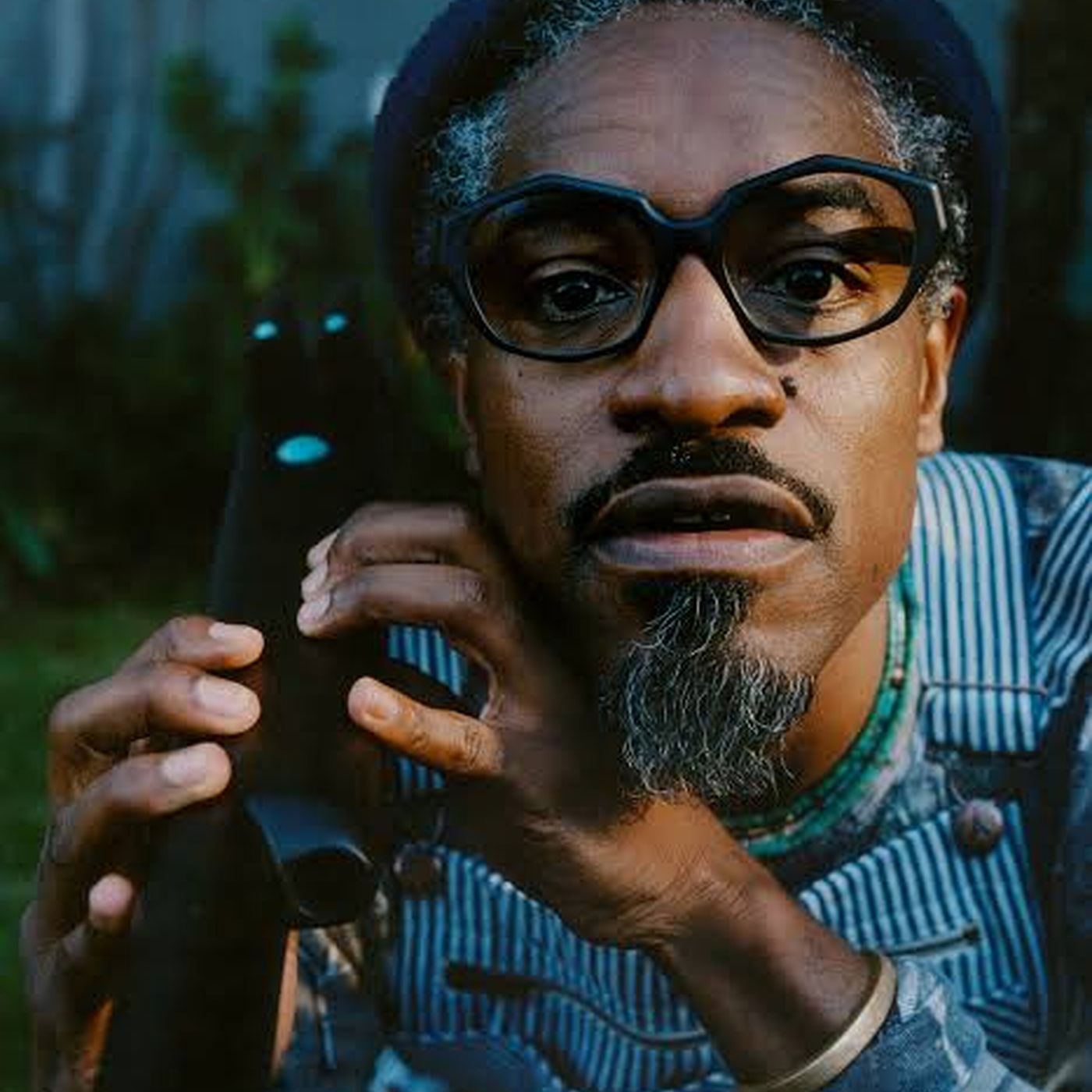 EPS 10 - Andre 3000 Says all hip hop sounds alike, Plus a 15 yr old puts out a diss-track on his grandma!