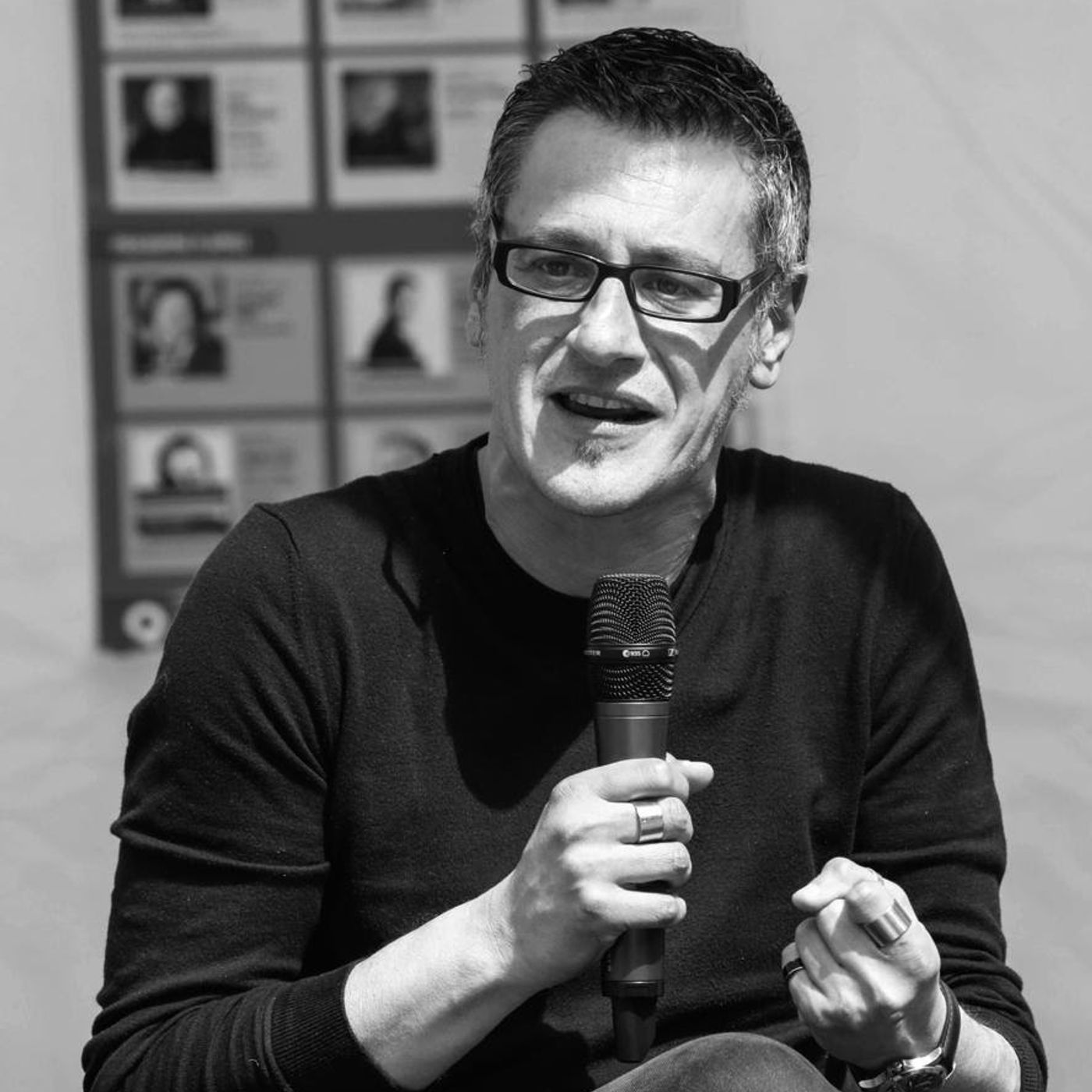 Intervista a Massimo Roscia su "Il dannato caso del signor Emme" Exorma edizioni episode artwork
